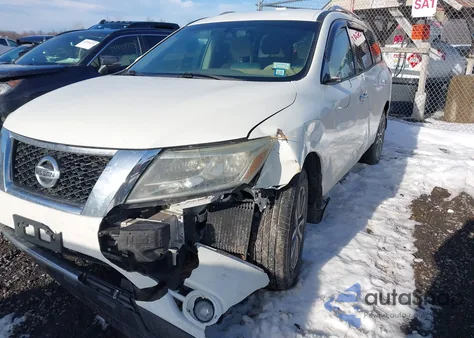 2015 Nissan Pathfinder S z USA, uszkodzony, nr VIN 5N1AR2MM8FC719261